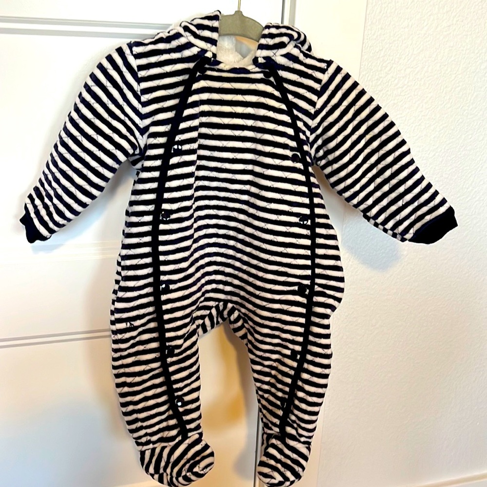 Nordstrom Baby Bunting Size 6 months